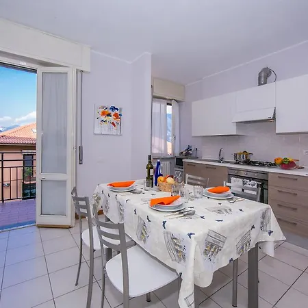 Borgo Balcone Appartement Varenna
